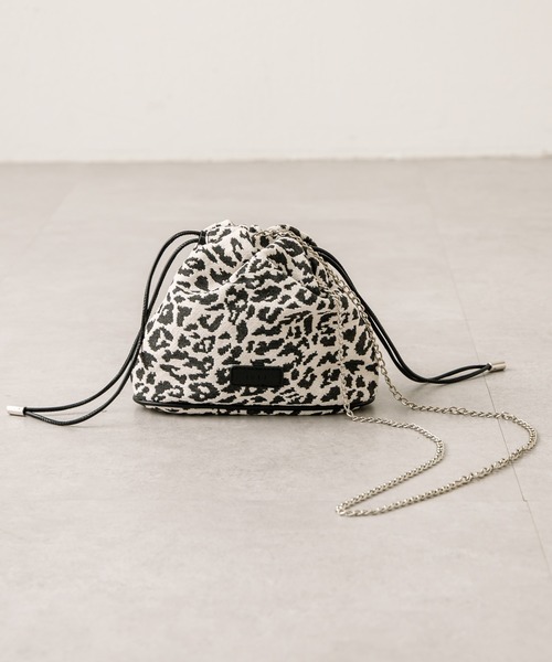 loti(ロティ)の「loti アニマル巾着ショルダー(ショルダーバッグ・レディース・ベージュ/チャコールグレー・ONE SIZE)」の11枚目の写真