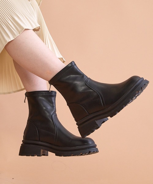 paravion（パラビオン）の「ストレッチショートブーツ（ブーツ・レディース・アイボリー/ブラック・38/39）」の20枚目の写真