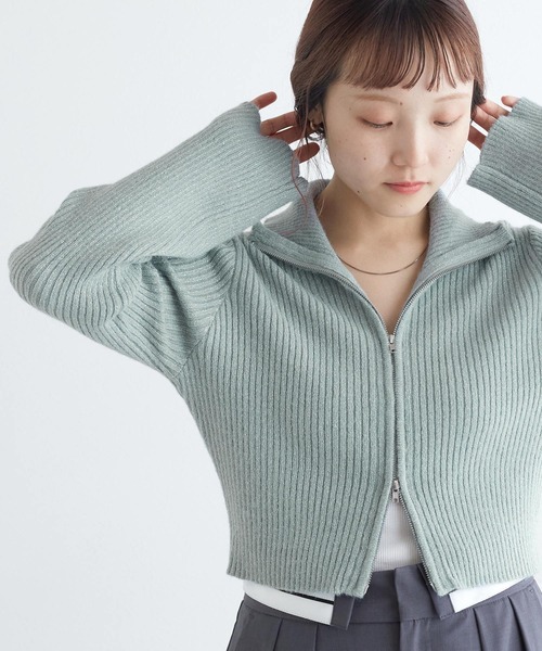 w closet（ダブルクローゼット）の「リブハイネックZIPカーディガン