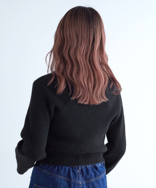 w closet（ダブルクローゼット）の「リブハイネックZIPカーディガン（その他トップス・レディース・オフホワイト/ブラック/サックスブルー/ゴールド・FREE）」の15枚目の写真