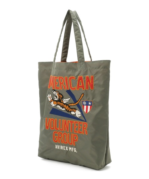 AVIREX(アヴィレックス)の「《直営店限定》EMBROIDERY TOTE BAG / 刺繍 トートバッグ / AVIREX / アヴィレックス(トートバッグ・メンズ・セージグリーン/ロイヤルブルー・FREE)」の4枚目の写真