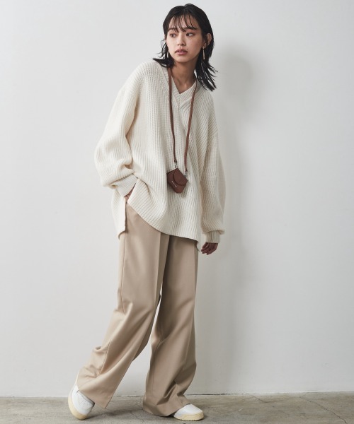 CHIC STYLE（シックスタイル）の「＜大きいサイズ＞T/Rワイドパンツ シックスタイル（スラックス・レディース・ベージュ/ブラック・3L/5L/L/LL/4L）」の8枚目の写真