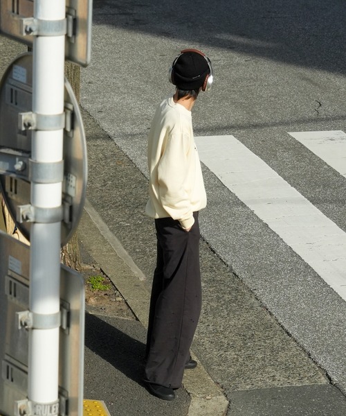 BOYCOTT(ボイコット)の「【BOYCOTT:ボイコット】フロントロゴトレーナー/10oz(オンス)裏起毛ヘビーウェイトスウェット(スウェット・メンズ・ネイビー/アイボリー/グレー/ブラック・LARGE/MEDIUM/X-LARGE)」の11枚目の写真