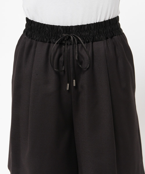 ESTNATION(エストネーション)の「ESTNATION ウエストゴムキュロット(その他パンツ・レディース・グレー/ブラック・38/36)」の6枚目の写真