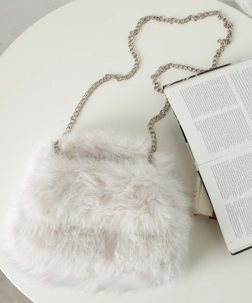 WEGO(ウィゴー)の「WEGO/ファーフラップショルダー(ショルダーバッグ・レディース・ホワイト/その他2/その他1/ライトピンク・FREE)」の3枚目の写真