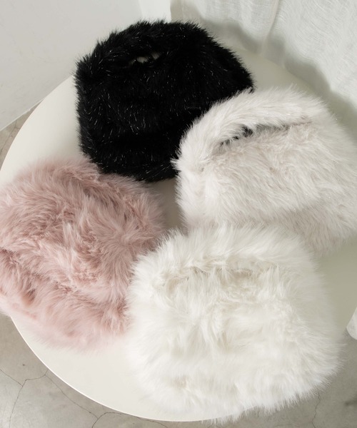 WEGO(ウィゴー)の「WEGO/ファーフラップショルダー(ショルダーバッグ・レディース・ホワイト/その他2/その他1/ライトピンク・FREE)」の5枚目の写真