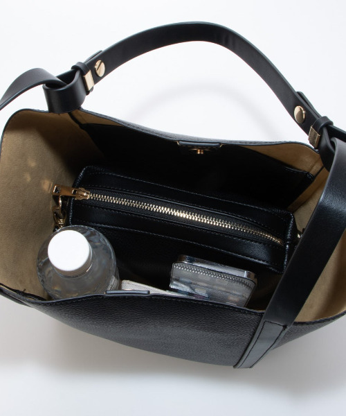 cache cache(カシュ カシュ)の「カシュカシュ cachecache / インバッグ付き2wayショルダートート(トートバッグ・レディース・ベージュ系その他/ブラック/グレー・FREE)」の10枚目の写真
