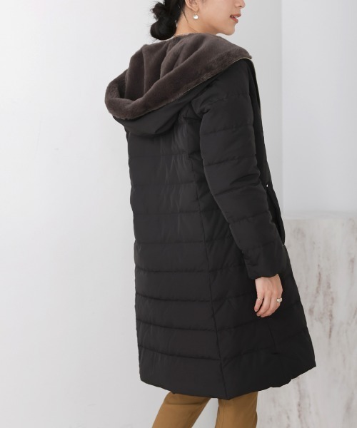 Bou Jeloud（ブージュルード）の「フードファーロングダウン（ダウンベスト・レディース・ブラック/ネイビー・38）」の4枚目の写真