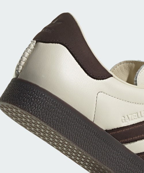 adidas（アディダス）の「ガゼル / Gazelle / アディダスオリジナルス adidas Originals（スニーカー・メンズ・ブラック/ベージュ・22.5cm/28.5cm/24.0cm/29.0cm/22.0cm/24.5cm/26.0cm/25.5cm/26.5cm/23.5cm/28.0cm/25.0cm/27.5cm/27.0cm/23.0cm）」の15枚目の写真