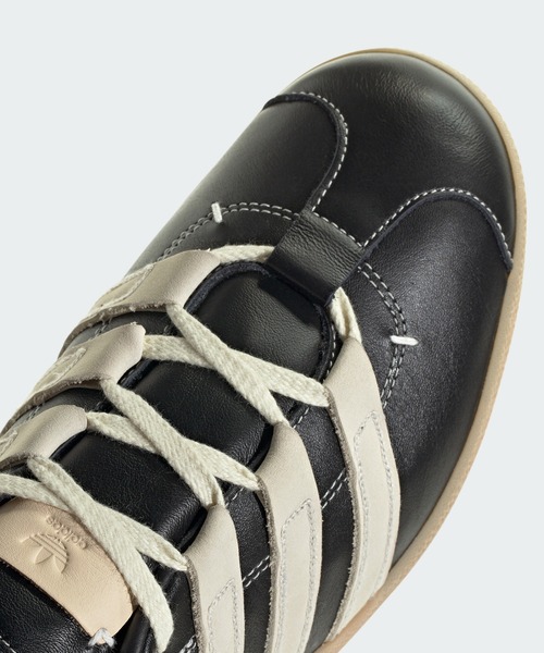 adidas（アディダス）の「ガゼル / Gazelle / アディダスオリジナルス adidas Originals（スニーカー・メンズ・ブラック/ベージュ・22.5cm/28.5cm/24.0cm/29.0cm/22.0cm/24.5cm/26.0cm/25.5cm/26.5cm/23.5cm/28.0cm/25.0cm/27.5cm/27.0cm/23.0cm）」の8枚目の写真