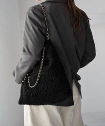 美品❗️羊革シープスキン　ボア　チェーンショルダーバッグ　リバーシブル可 チェーン」に該当するレディースのバッグ（ボア）ファッション通販