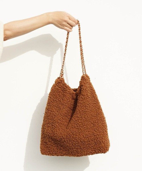 ZAKKA-BOX（ザッカボックス）の「ボアチェーンバッグ（ショルダーバッグ・レディース・ベージュ/ブラック/キャメル/モカ/イエロー系その他・FREE）」の7枚目の写真