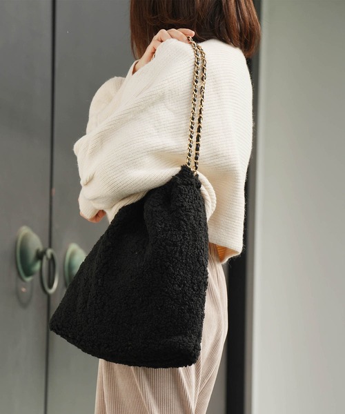 ZAKKA-BOX（ザッカボックス）の「ボアチェーンバッグ（ショルダーバッグ・レディース・ベージュ/ブラック/キャメル/モカ/イエロー系その他・FREE）」の12枚目の写真