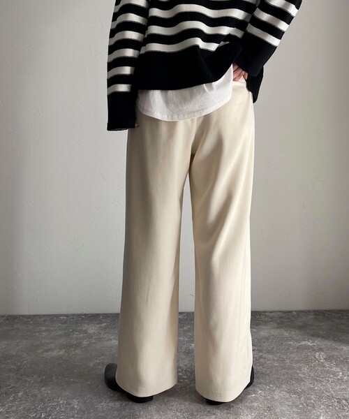 fredy emue（フレディエミュ）の「シルキーウォームツイルセミワイドパンツ（その他パンツ・レディース・ブラック/オフホワイト/カーキ/サックスブルー・36/38）」の12枚目の写真