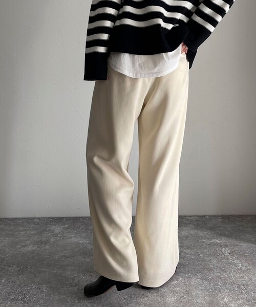 fredy emue（フレディエミュ）の「シルキーウォームツイルセミワイドパンツ（その他パンツ・レディース・ブラック/オフホワイト/カーキ/サックスブルー・36/38）」の13枚目の写真