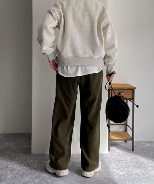 fredy emue（フレディエミュ）の「シルキーウォームツイルセミワイドパンツ（その他パンツ・レディース・ブラック/オフホワイト/カーキ/サックスブルー・36/38）」の16枚目の写真