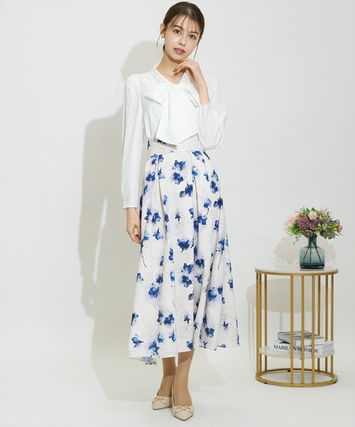 SWINGLE（スウィングル）の「トワルドジュイ柄ボウタイブラウス（シャツ/ブラウス・レディース・グレー系その他/パープル系その他/オフホワイト・MEDIUM）」の16枚目の写真