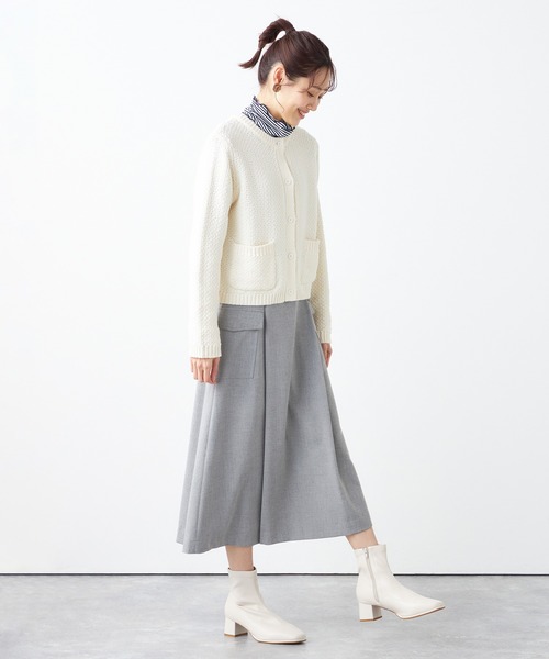 Petit Honfleur(プチオンフルール)の「ニットジャケット(カーディガン/ボレロ・レディース・ネイビー/アイボリー・L/M)」の9枚目の写真