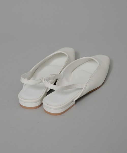 NANO universe（ナノユニバース）の「バックストラップスクエアトゥサンダル（サンダル・レディース・ホワイト/ゴールド・36/38/37）」の5枚目の写真