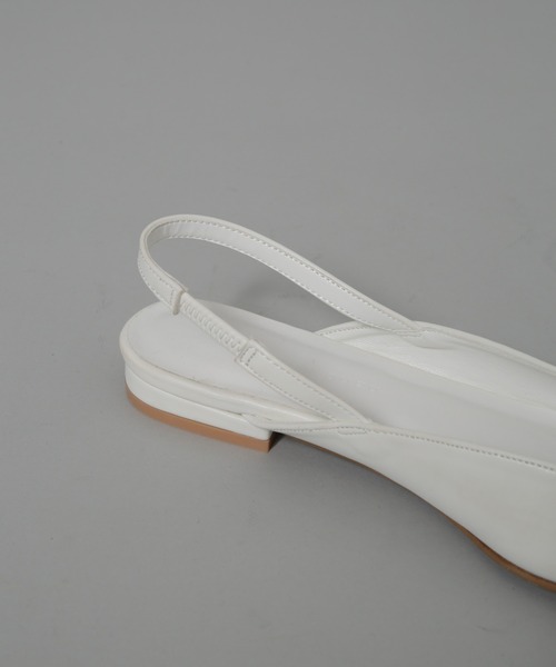 NANO universe（ナノユニバース）の「バックストラップスクエアトゥサンダル（サンダル・レディース・ホワイト/ゴールド・36/38/37）」の7枚目の写真