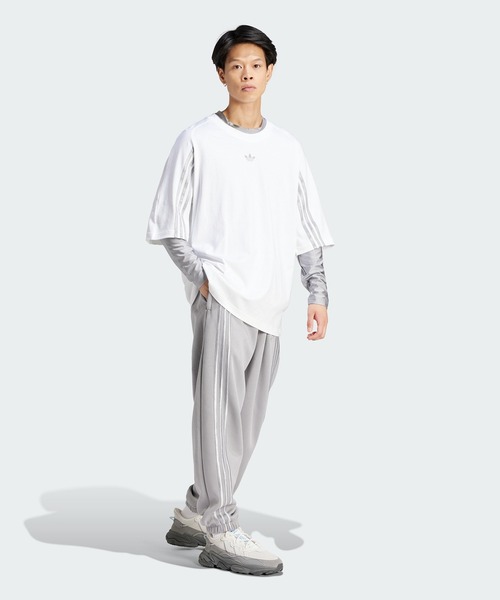 adidas（アディダス）の「ラグラン カットラインTシャツ
