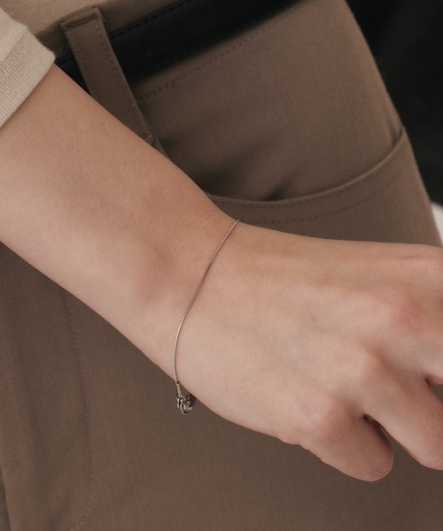 CENE（セネ）の「【CENE】セネ/スクエアスネークチェーンブレスレット（ブレスレット・レディース・シルバー/ゴールド・FREE）」の3枚目の写真