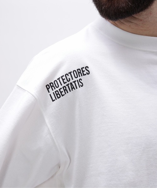 AVIREX（アヴィレックス）の「LOOSE FIT MIL. POCKET T-SHIRT / ルーズフィット ミリタリー ポケット Tシャツ / AVIREX / アヴィレックス（Tシャツ/カットソー・メンズ・ホワイト/チャコールグレー/ネイビー/オリーブ・XX-LARGE/X-LARGE/LARGE/MEDIUM）」の10枚目の写真