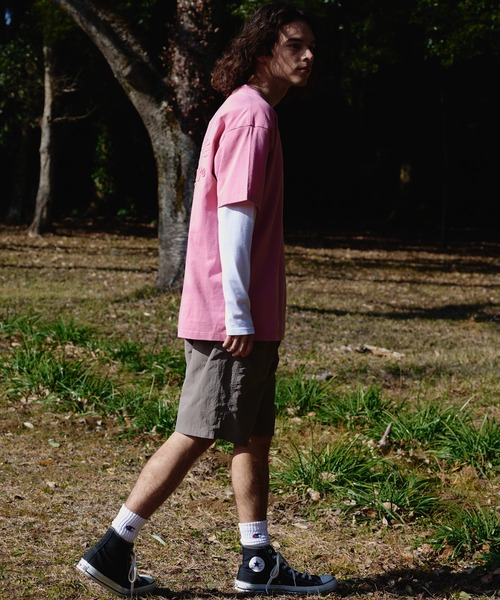 OUTDOOR PRODUCTS(アウトドアプロダクツ)の「【OUTDOOR PRODUCTS/アウトドアプロダクツ】 ヘビーウェイト オーバーサイズ エンボスロゴTシャツ(Tシャツ/カットソー・メンズ・ブラック/カーキ/グレイッシュブルー/ベージュ/ライトグリーン/ホワイト/ピンク・LARGE/X-LARGE/MEDIUM)」の10枚目の写真