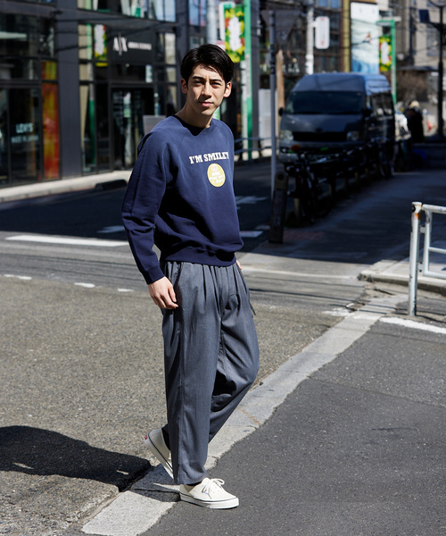 JOURNAL STANDARD relume(ジャーナルスタンダード レリューム)の「CALIFORNIA スマイリーフェイス クルーネックスウェット(スウェット・メンズ・ダークブルー/チョコ/ブラック系その他・LARGE/MEDIUM)」の21枚目の写真
