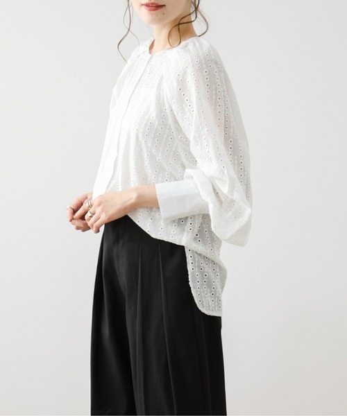 AMELY(エミリー)の「ドットカットワークブラウス(シャツ/ブラウス・レディース・ブラック/ホワイト・フリー)」の5枚目の写真