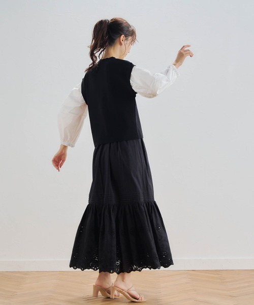 Droite lautreamont（ドロワットロートレアモン）の「カット刺しゅうティアードスカート≪洗濯機で洗える≫（スカート・レディース・オフホワイト/ブラック・M/S）」の11枚目の写真