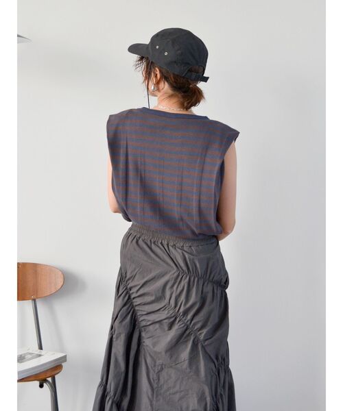 MILLER(ミラー)の「Miller別注 ショルダータックタンクトップ(Tシャツ/カットソー・レディース・ブルー/イエロー/ブラウン・FREE)」の16枚目の写真