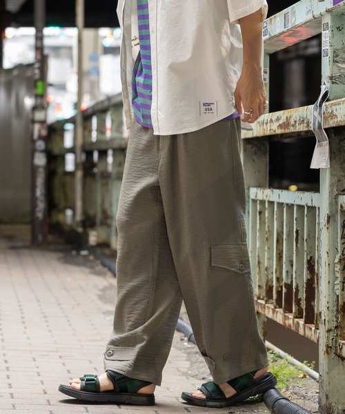 niko and...（ニコアンド）の「ヨウリュウスソポケカーゴパンツ（カーゴパンツ・メンズ・ベージュ/ネイビー・MEDIUM/LARGE）」の2枚目の写真