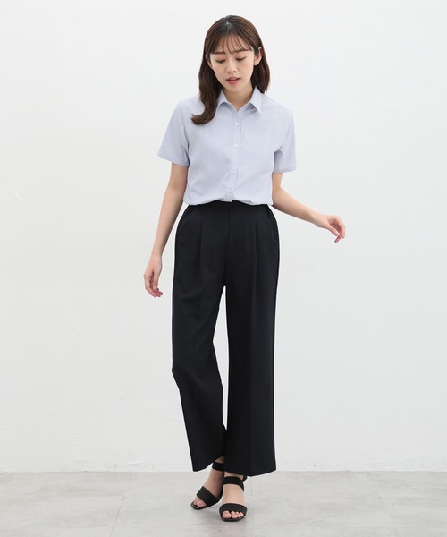 Honeys（ハニーズ）の「半袖スキッパーシャツ（ビジネスシャツ・レディース・ホワイト×グレー/ライトブルー/ピンク系その他/ホワイト/ブルー系その他・S/M/L/LL/3L）」の8枚目の写真