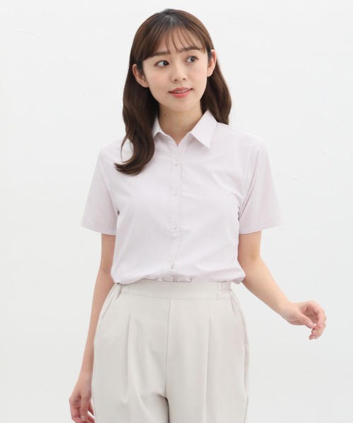 Honeys（ハニーズ）の「半袖スキッパーシャツ（ビジネスシャツ・レディース・ホワイト×グレー/ライトブルー/ピンク系その他/ホワイト/ブルー系その他・S/M/L/LL/3L）」の13枚目の写真