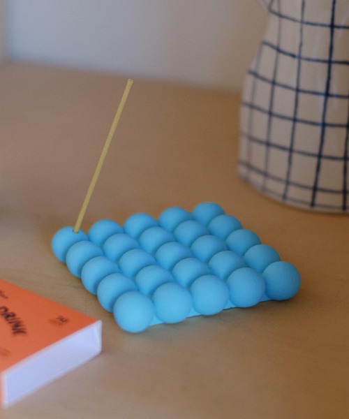 BIRTHDAY BAR(バースデイバー)の「【SAHIR サヒール】Ceramic incense holder お香立て(ルームフレグランス/お香・レディース・クリーム/オレンジ/ブルー・フリー)」の3枚目の写真