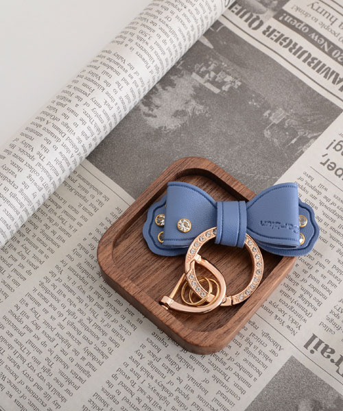 TONE SELECT GOODS（トーンセレクトグッズ）の「【float】リボン ゴールドリング ラインストーン キーリング/キーケース【6色展開】（キーケース/キーアクセサリー・レディース・オフホワイト/ブラック/ブルーグレー/ライトピンク/モスグリーン/レッド・FREE）」の12枚目の写真