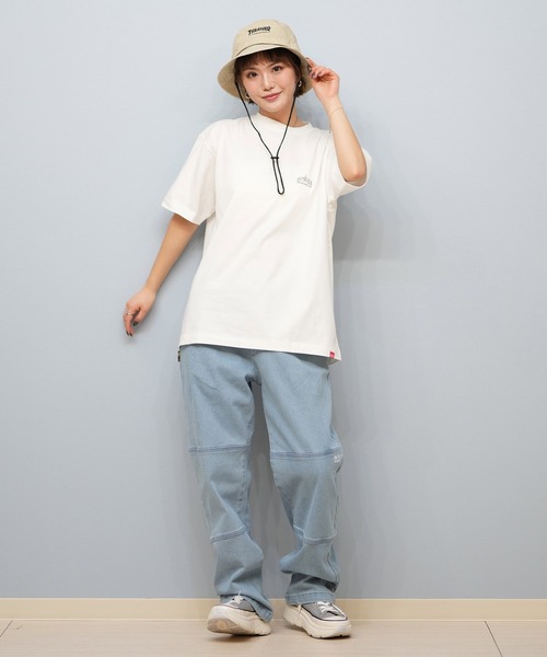 Manhattan Portage(マンハッタンポーテージ)の「【ユニセックス】Manhattan Portage/マンハッタンポーテージ オーバーサイズTシャツ LOGO MP-M579(Tシャツ/カットソー・レディース・ブラック×ホワイト/ホワイト×ブラック/ホワイト×ブルー/ライトグレー・M/L/XL)」の10枚目の写真