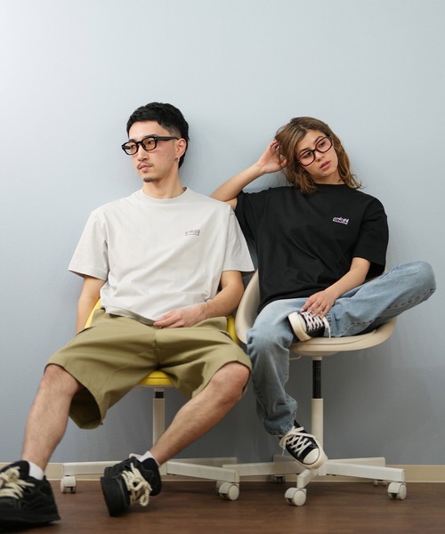 Manhattan Portage(マンハッタンポーテージ)の「【ユニセックス】Manhattan Portage/マンハッタンポーテージ オーバーサイズTシャツ LOGO MP-M579(Tシャツ/カットソー・レディース・ブラック×ホワイト/ホワイト×ブラック/ホワイト×ブルー/ライトグレー・M/L/XL)」の6枚目の写真