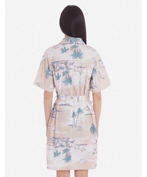Maison Kitsune（メゾンキツネ）の「SHORT SLEEVE DRESS（シャツワンピース・レディース・ベージュ系その他・34/36）」の3枚目の写真