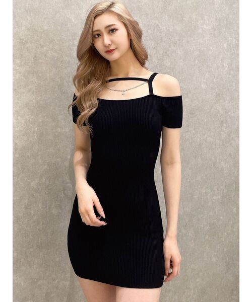 GYDA(ジェイダ)の「デコルテストラップラインニットワンピース(ワンピース・レディース・ベージュ/ブラック・FREE)」の2枚目の写真