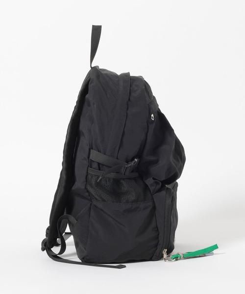 niko and... オリジナルデイパック 16L ブラック niko and（ニコアンド）の「オリジナルパッカブルデイパック