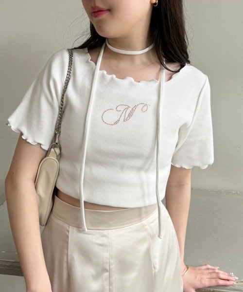 one after another NICE CLAUP（ワンアフターアナザーナイスクラップ）の「チョーカーセットラインストーンTシャツ【WEB限定色あり】（Tシャツ/カットソー・レディース・オフホワイト/ブラック系その他/杢グレー/ホワイト系その他2/ピンク/レッド/ホワイト系その他・FREE）」の2枚目の写真