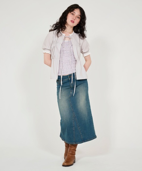 TINA:JOJUN(ティーナジョジュン)の「フロントリボン ドロストブラウス TINA:JOJUN(シャツ/ブラウス・レディース・ホワイト/ライトグレー・M)」の15枚目の写真