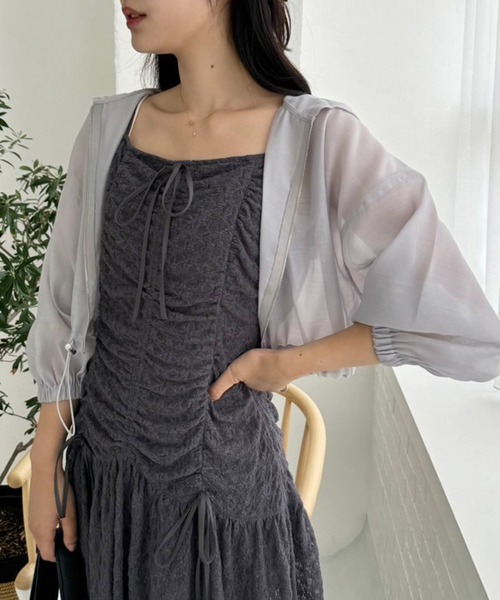 one after another NICE CLAUP（ワンアフターアナザーナイスクラップ）の「シアーボリュームスリーブパーカー（マウンテンパーカー・レディース・オフホワイト/グレー/ブラック・FREE）」の3枚目の写真