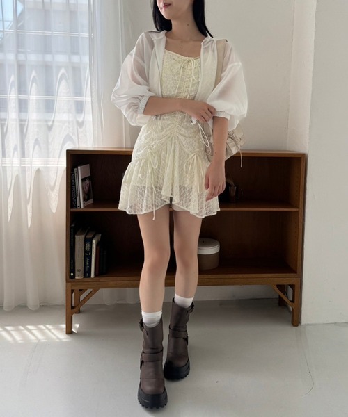 one after another NICE CLAUP（ワンアフターアナザーナイスクラップ）の「シアーボリュームスリーブパーカー（マウンテンパーカー・レディース・オフホワイト/グレー/ブラック・FREE）」の19枚目の写真