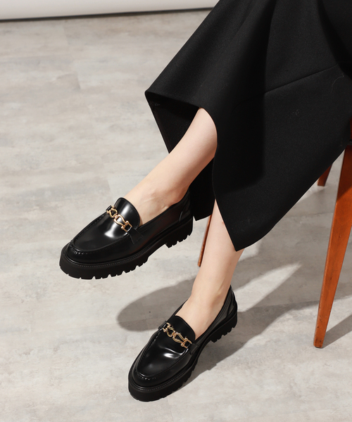 VERMEIL par iena（ヴェルメイユパーイエナ）の「CAMINANDO（カミナンド） 別注Signature ローファー（ローファー・レディース・ブラック・37/36/35/38）」の4枚目の写真