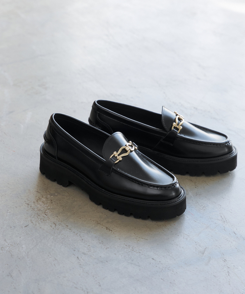 VERMEIL par iena（ヴェルメイユパーイエナ）の「CAMINANDO（カミナンド） 別注Signature ローファー（ローファー・レディース・ブラック・37/36/35/38）」の8枚目の写真