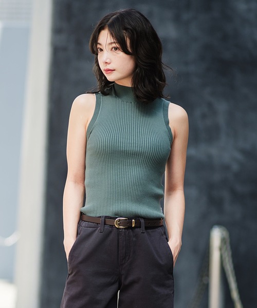 Levi's(リーバイス)の「Levi's/リーバイス STRIPE TULIP MOCKNECK TANK BISTROGRE(ニット/セーター・レディース・グリーン・XS/S/M)」の1枚目の写真