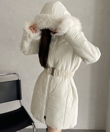 最終値下げファーダウンジャケット　ホワイト MONCLER☆新作 ファー付きダウンジャケット LAICHEFUR☆関税込み